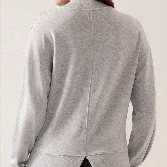 ❄️ ATHLETA Apollo Crewneck Sweatshirt - Picture 2 of 11